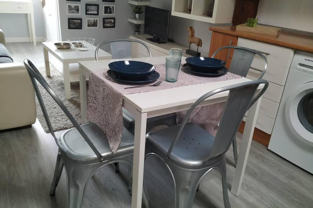 Apartament Buhardilla Con Vistas A La Catedral Burgo Zewnętrze zdjęcie