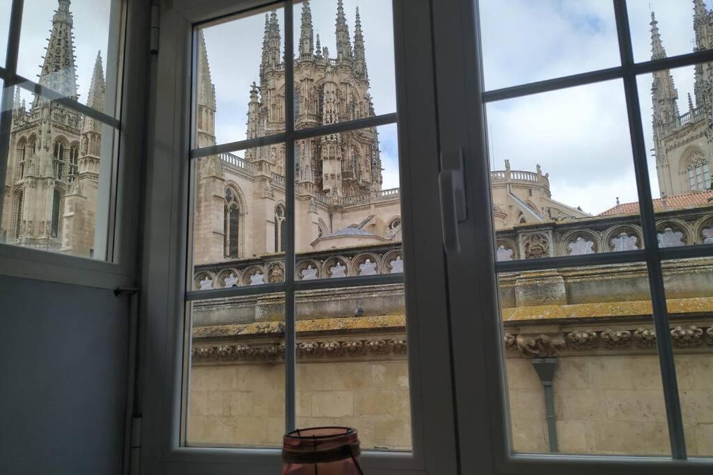 Apartament Buhardilla Con Vistas A La Catedral Burgo Zewnętrze zdjęcie